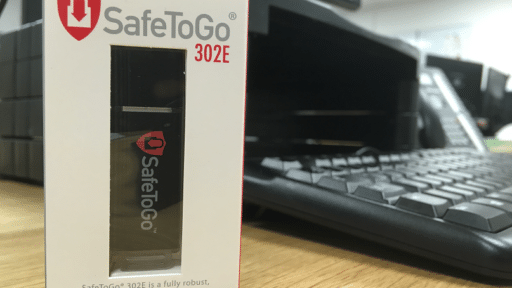 Cardwave Safe to Go USB device