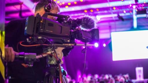 Wiltshire camera operator forced to sell his home due to no government support through Covid-19