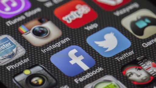 What are shoppable posts on social media?