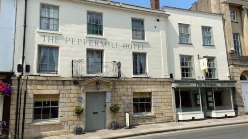 £1.8 million Devizes town centre hotel up for sale